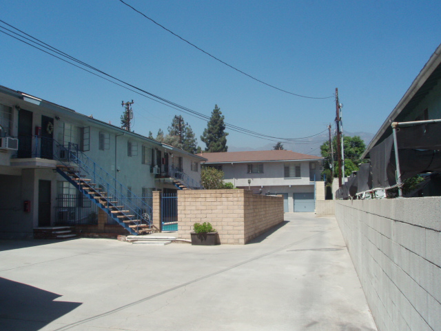 753 Arcadia Ave in Arcadia, CA - Building Photo - Building Photo