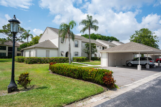 Bordeaux Village I in Clearwater, FL - Building Photo - Building Photo