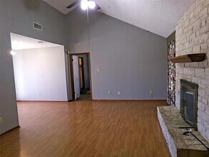 1913 Killarney Dr in Leander, TX - Building Photo - Building Photo