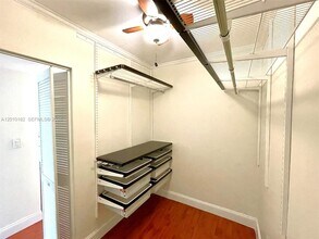 7923 SW 104th St in Miami, FL - Building Photo - Building Photo