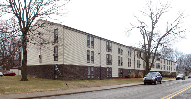 Mount Zion Apartments in Indianapolis, IN - Building Photo - Building Photo