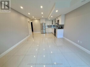 62 Thirtieth St in Toronto, ON - Building Photo - Building Photo