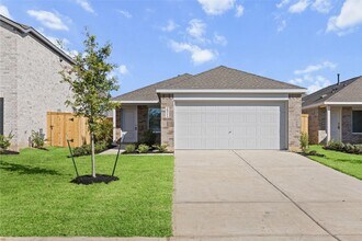 28714 Bottom Grass Trl in Hockley, TX - Building Photo - Building Photo