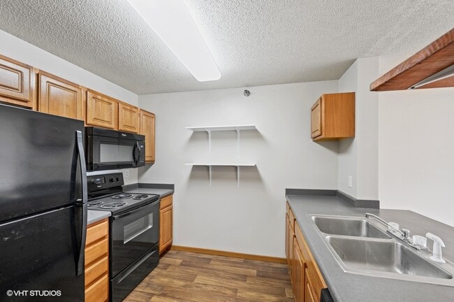 MPA / Marcy Park Apartments in Minneapolis, MN - Building Photo - Building Photo