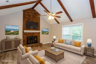 7007 Golden Spike Dr in Mint Hill, NC - Foto de edificio - Building Photo