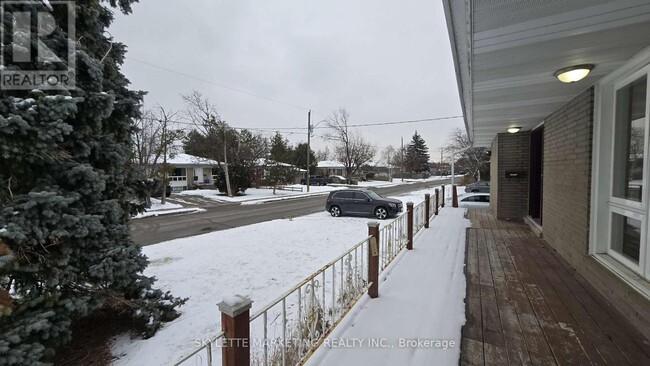 446 Bent Crescent in Richmond Hill, ON - Building Photo - Building Photo