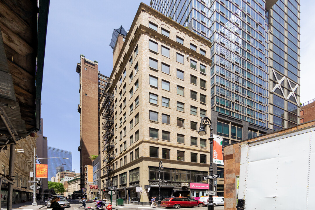 The Edgar House in New York, NY - Building Photo