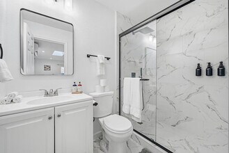 542 Columbia Ave in Sunnyvale, CA - Building Photo - Building Photo