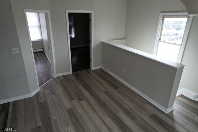 404 Market St in Newark, NJ - Building Photo - Building Photo