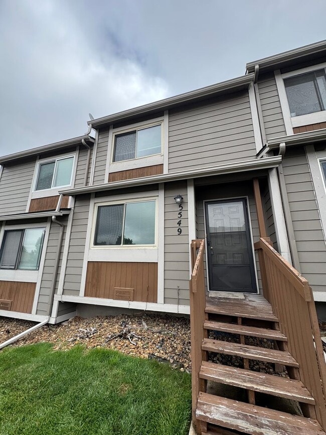property at 5549 Mansfield Ct