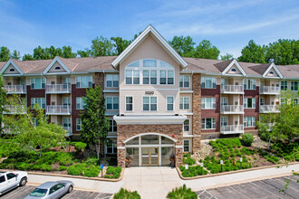 Arrive at Medicine Lake in Plymouth, MN - Building Photo - Building Photo