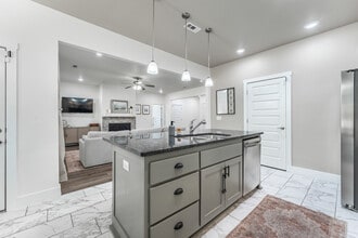 201 Tricha Cir SW in Gravette, AR - Building Photo - Building Photo
