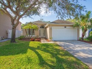 152 Morgan Cir in Sebastian, FL - Building Photo - Building Photo