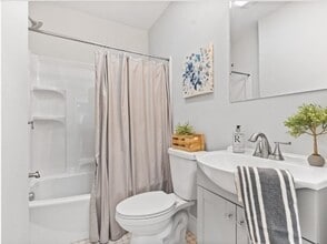 735 Washington St in Attleboro, MA - Building Photo - Building Photo