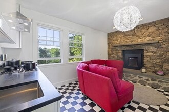 25 Somerset Rd in Lexington, MA - Building Photo - Building Photo