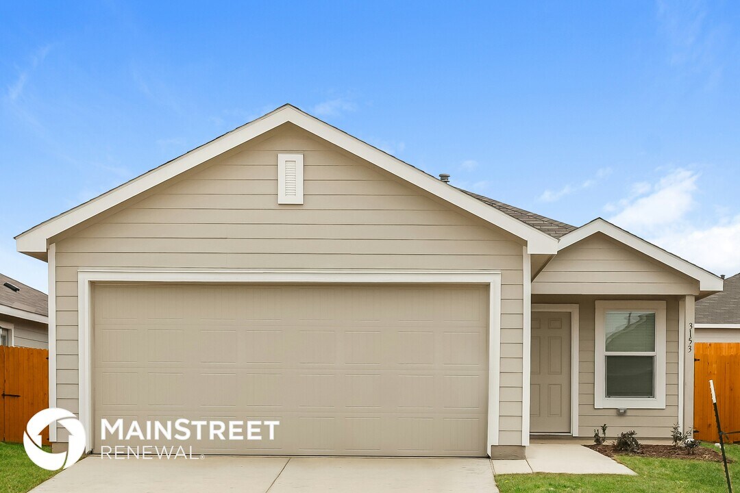 3153 Crestone Dr in Crandall, TX - Building Photo