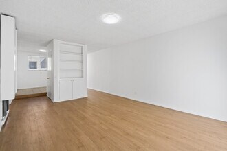 11661 Goshen Ave in Los Angeles, CA - Foto de edificio - Building Photo