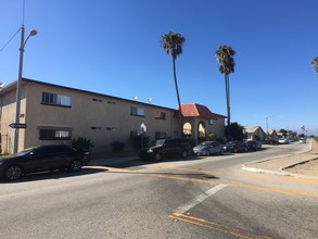 5305 S J St in Oxnard, CA - Building Photo - Primary Photo