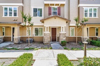 6704 S Mariposa Ln in Dublin, CA - Building Photo - Building Photo