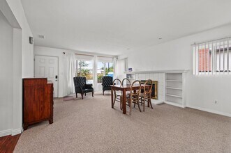 6233 Hobart St in San Diego, CA - Building Photo - Building Photo