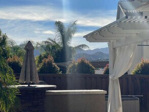 3273 Ivy Ct in Lake Elsinore, CA - Foto de edificio - Building Photo