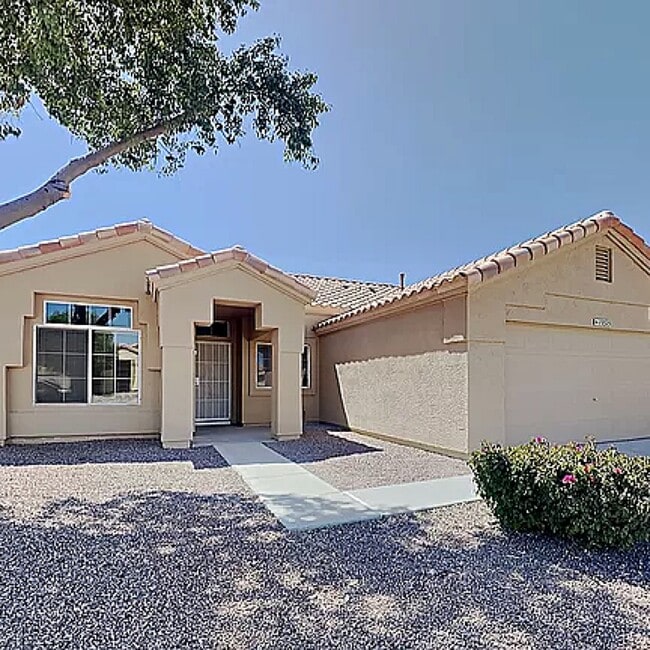 10325 W Luke Ave Apartments and Nearby Glendale Apartments For Rent