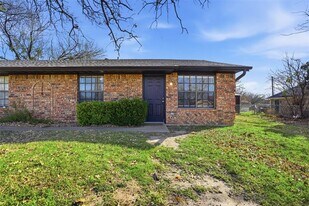 1116 Hanover St in Weatherford, TX - Building Photo