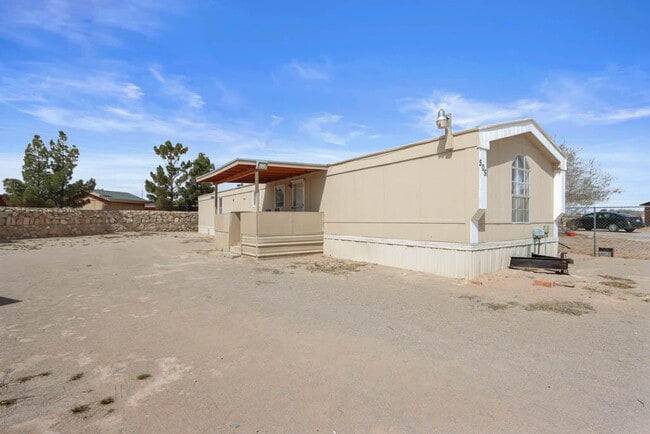 505 Ricky Zelt Dr in El Paso, TX - Building Photo - Building Photo