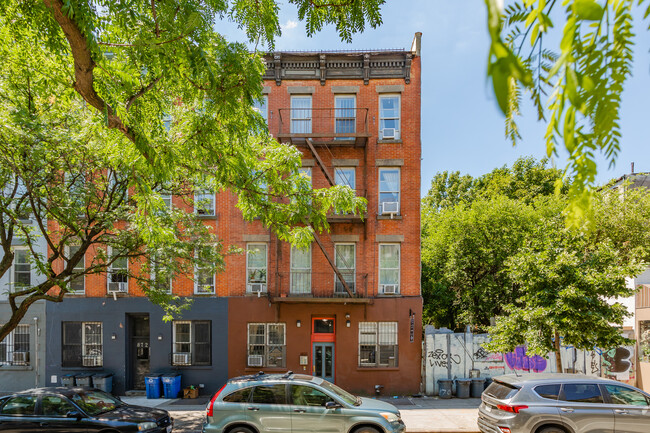 870 Bergen St in Brooklyn, NY - Building Photo - Building Photo