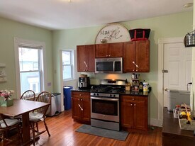 7 Timon Ave, Unit 1 in Chestnut Hill, MA - Building Photo