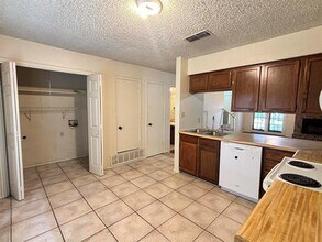 5628 Hearthwood Ct in Arlington, TX - Building Photo - Building Photo