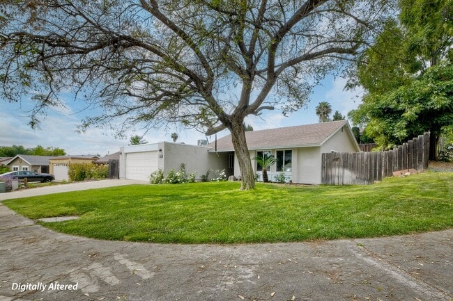 222 Avenida Chapala in San Marcos, CA - Building Photo - Building Photo