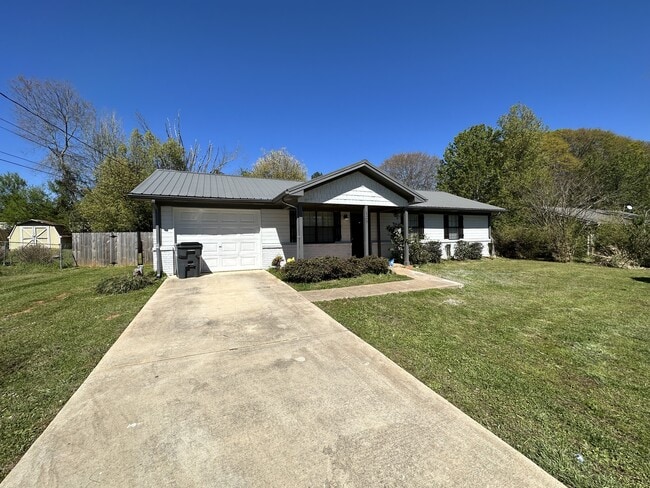 125 Grove Creek Dr