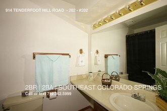 914 Tenderfoot Hill Rd-Unit -#202 in Colorado Springs, CO - Building Photo - Building Photo