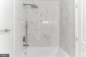 1223 Simms Pl NE in Washington, DC - Foto de edificio - Building Photo