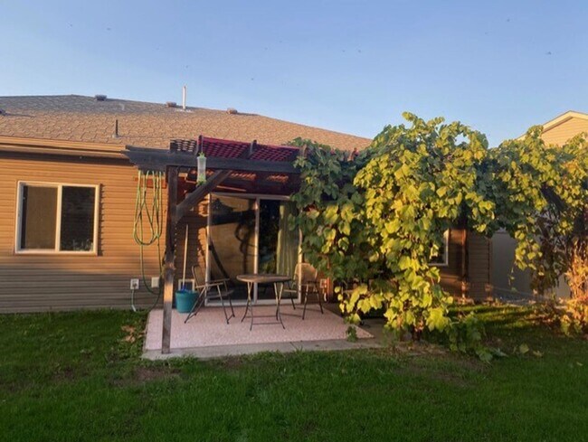 20250 E Deschutes Ave in Liberty Lake, WA - Building Photo - Building Photo