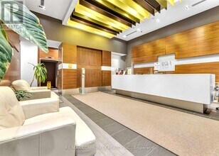 70 Town Centre Court in Toronto, ON - Building Photo - Building Photo