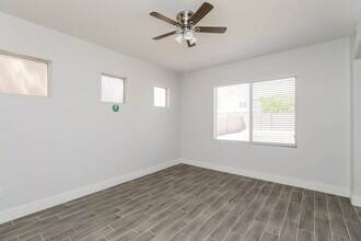 2476 W Gypsum Ave in Apache Junction, AZ - Building Photo - Building Photo