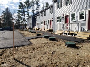 5 Twin Ponds Dr in Middleboro, MA - Building Photo - Building Photo