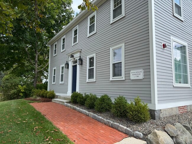 94 Portsmouth Ave, Unit 94 Portsmouth Ave