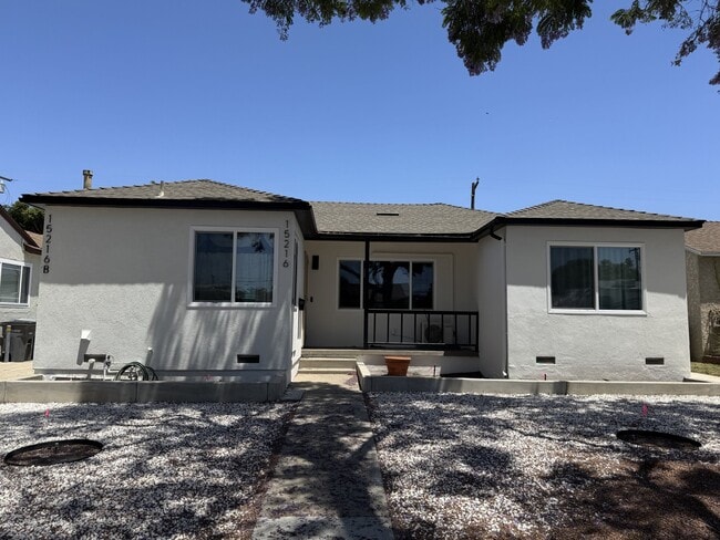 property at 15216 Cimarron Ave