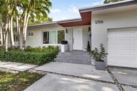 1296 NE 99th St in Miami Shores, FL - Building Photo - Building Photo