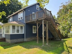 49 Mountain Ave in Hillburn, NY - Building Photo