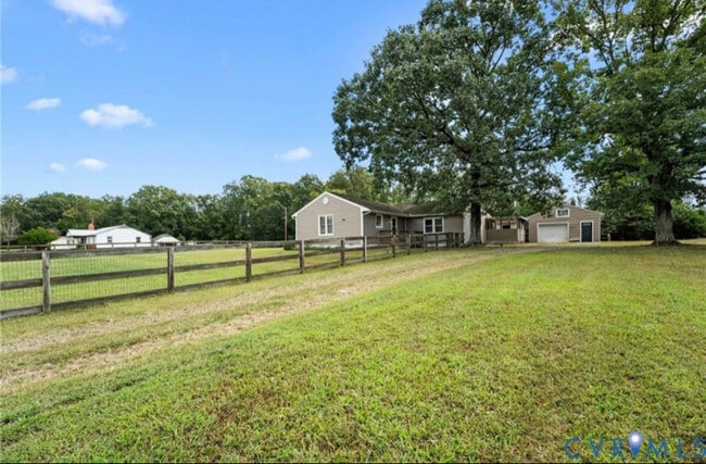 2496 Red Lane Rd in Powhatan, VA - Building Photo - Building Photo