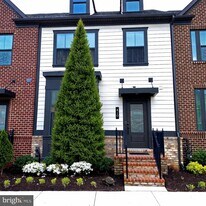 410 Redbridge St in Middle River, MD - Building Photo