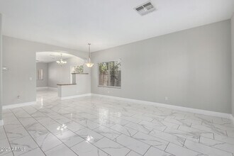 3704 E Wyatt Way in Gilbert, AZ - Building Photo - Building Photo