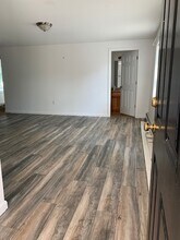 34 New York St, Unit B - Downstairs in Dover, NH - Building Photo - Building Photo