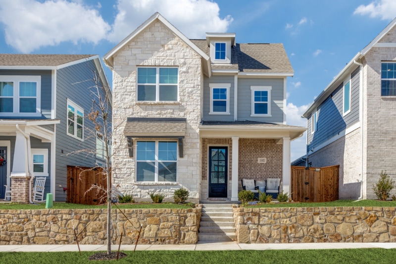 13832 Wembley Bnd Wy in Aledo, TX - Building Photo