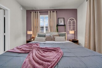 10056 Montague St, Unit SI FL1-ID1475276P in Tampa, FL - Building Photo - Building Photo