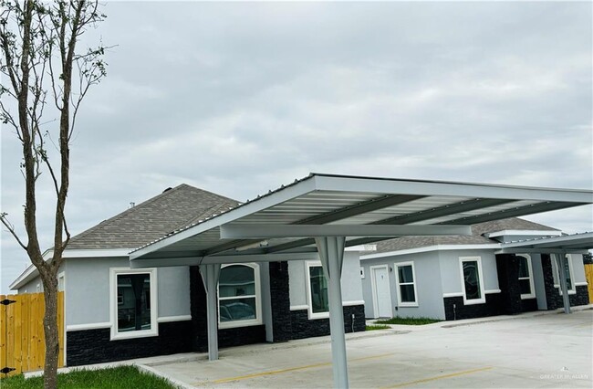 property at 1012 N Clarence Ave